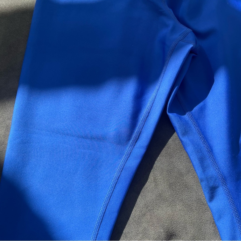 Alo Yoga S High-Waist Fitness Airlift bright blue w black band small - Picture 5 of 5